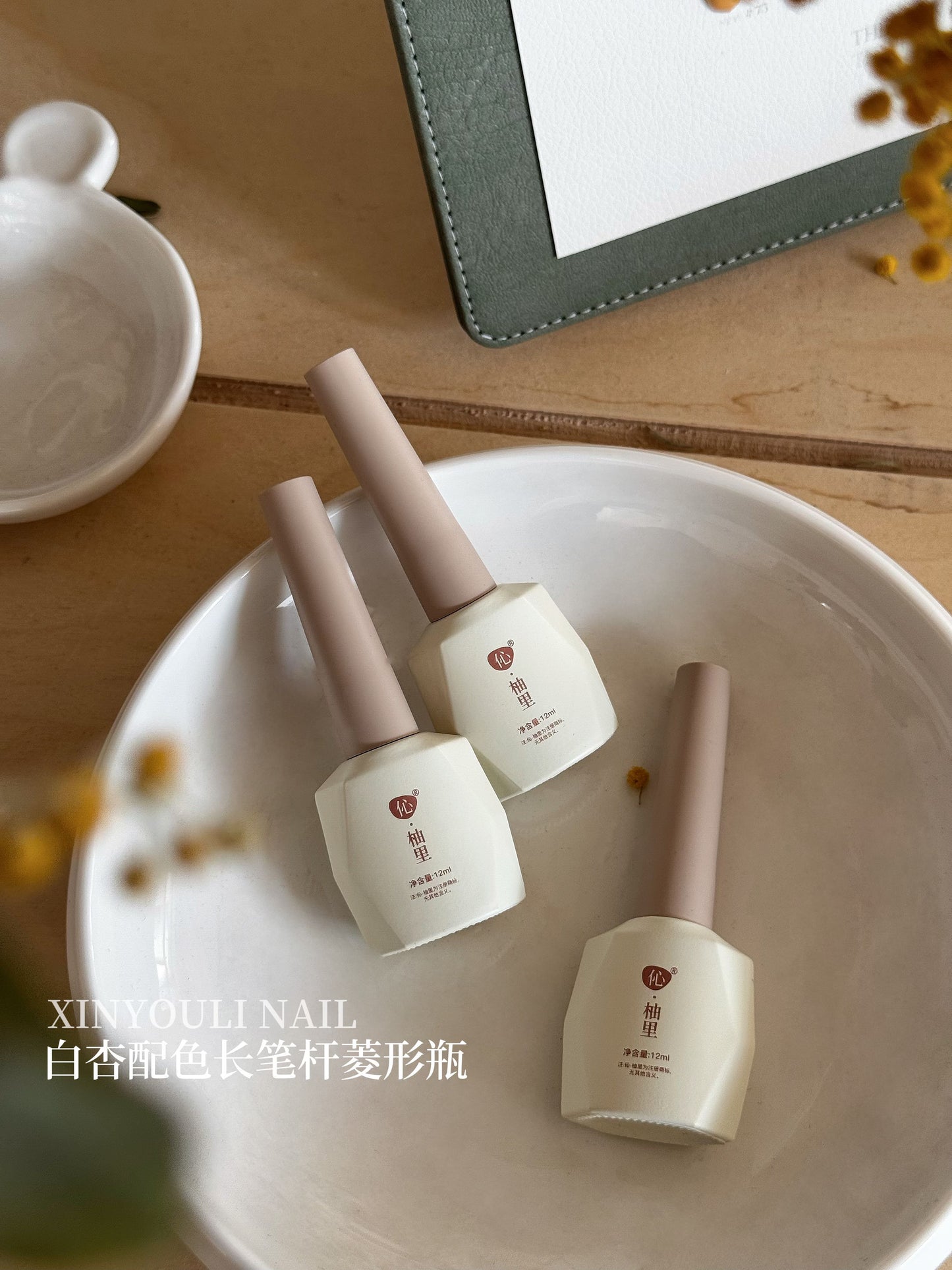 Yukun 84 color Dora nail polish adhesive set, durable and environmentally friendly, detachable starry glitter powder, solid color nail salon